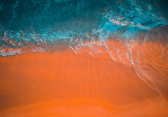 Scarborough Beach, Australia  /  © Ruud Bloemhof